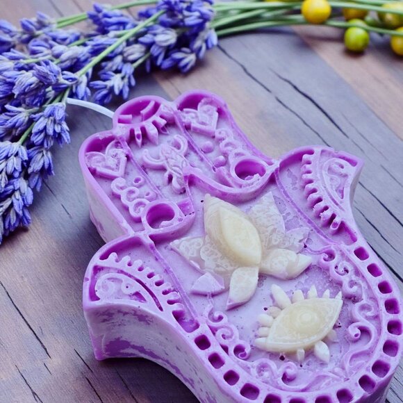 Handmade ✦ Hamsa Hand Candle ✦ Vanilla Brandy Soy Wax Purple Lotus Eye Design - Picture 5 of 8